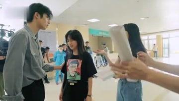 娱乐吃瓜站,揭秘明星们的幕后故事